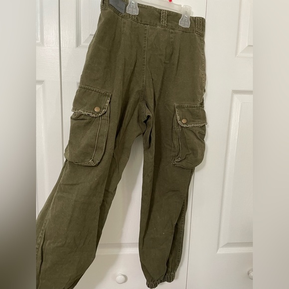 LF CARMAR Olive Cargo Pants - Picture 3 of 4